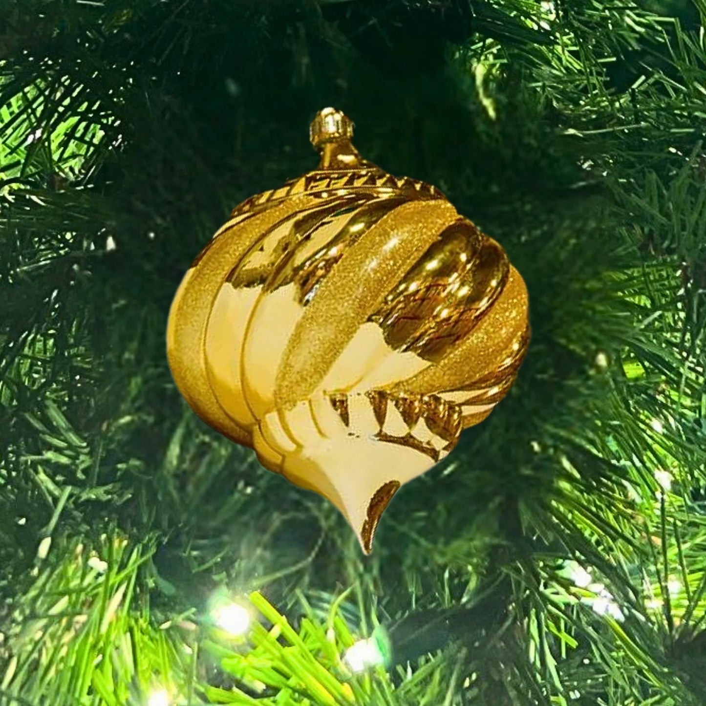 Gold-Ornament-Shiny-Onion-Drop-with-Glitter-2