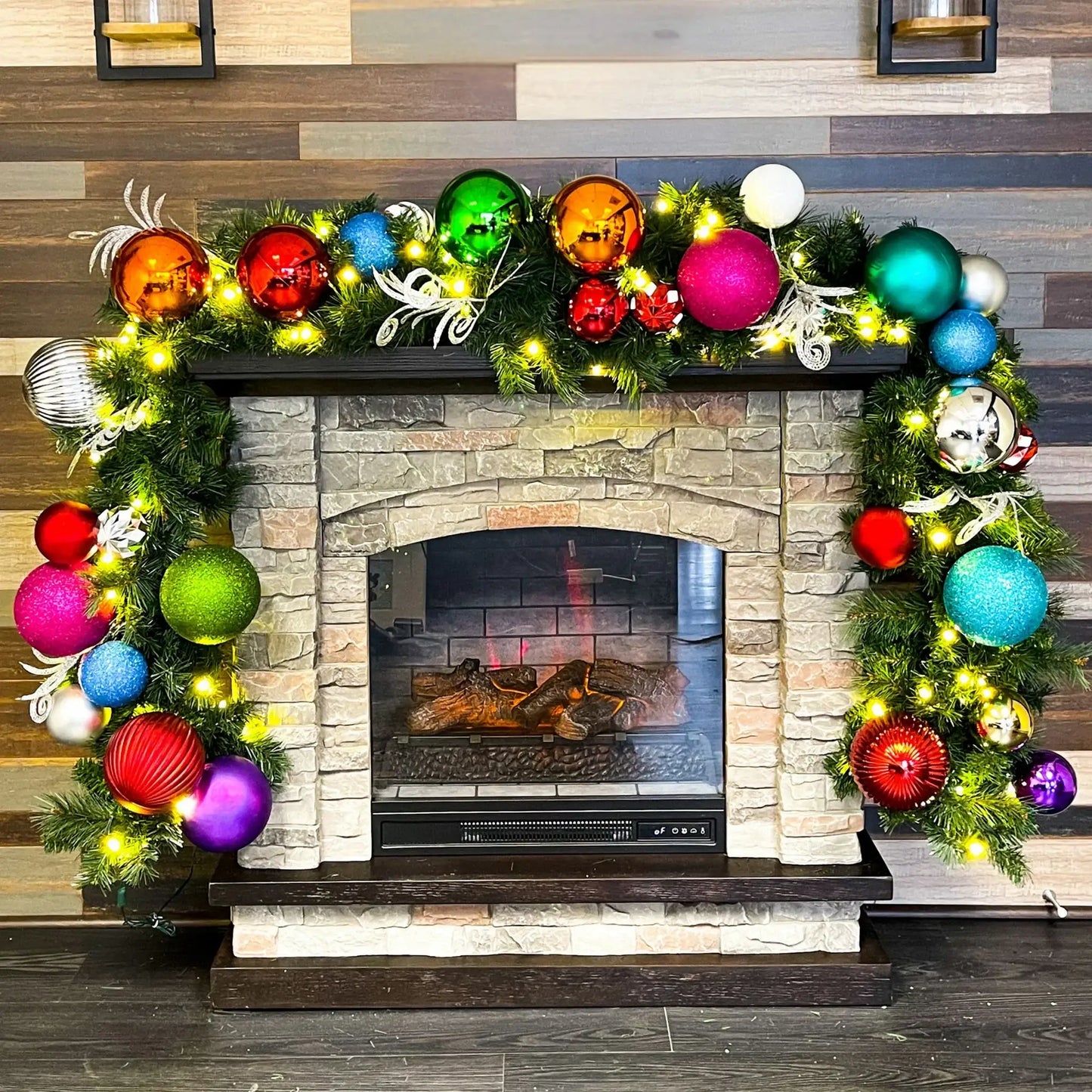 Green-Garland-Predecorated-with-Warm-White-Lights-9x14-Multi-2