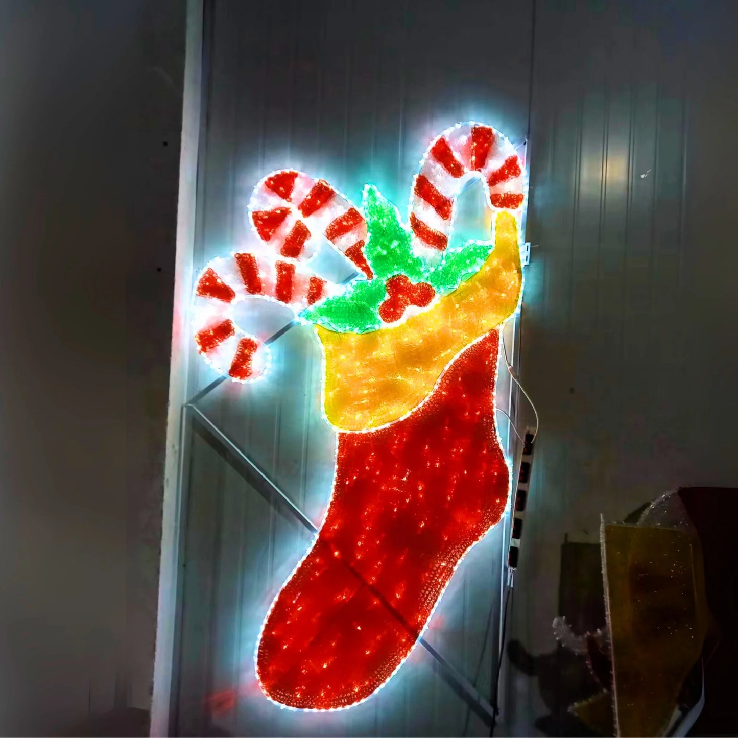 Pole-Mount-Double-Sided-Stocking-7x4-2