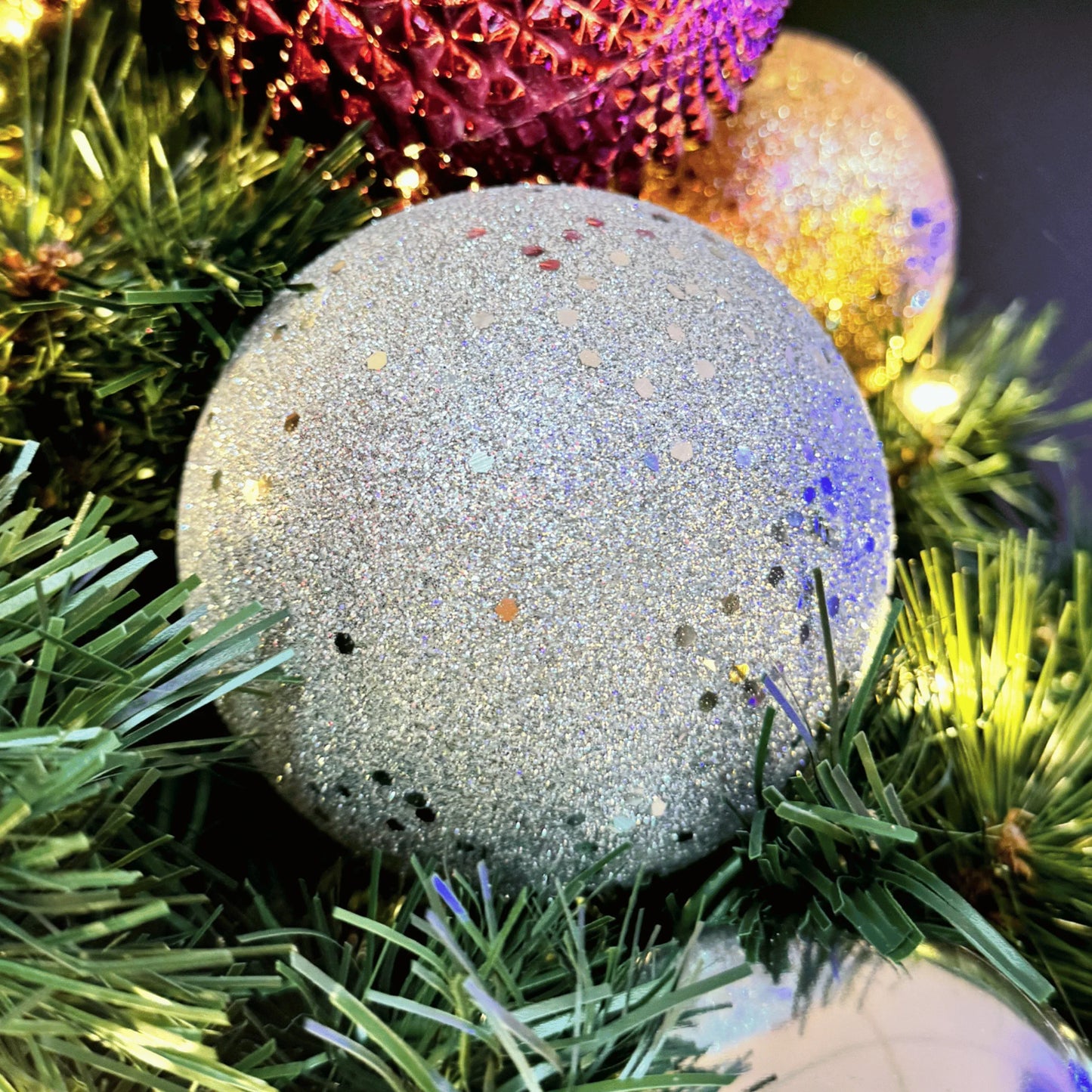 Silver-Ornament-Glitter-Sequin-Ball-Ornament-2
