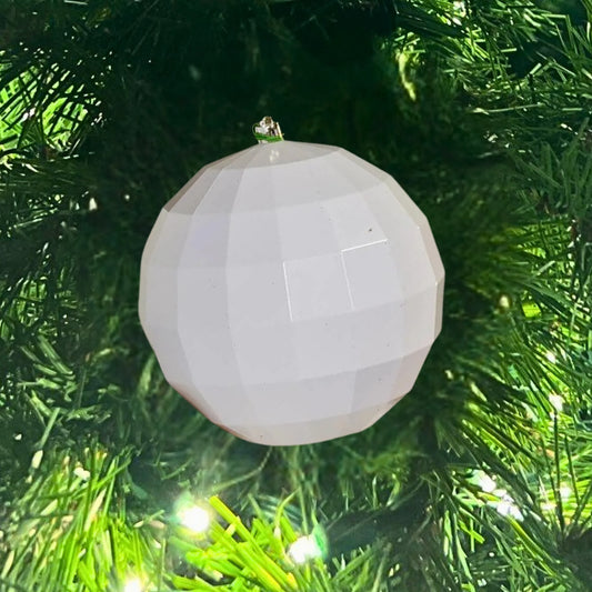 White-Ornament-Shiny-Diamond-2