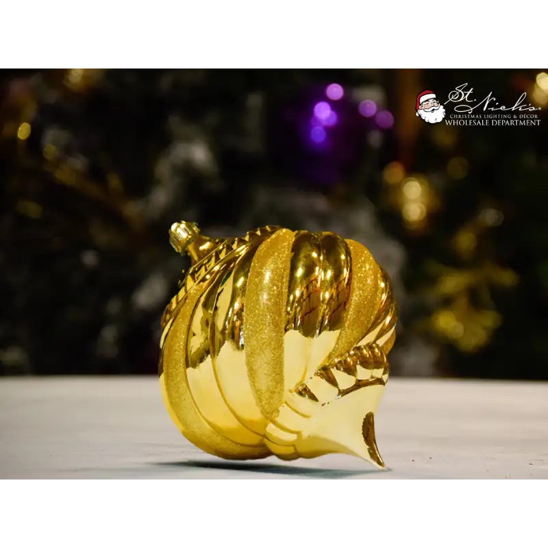 gold-ornament-shiny-onion-glitter
