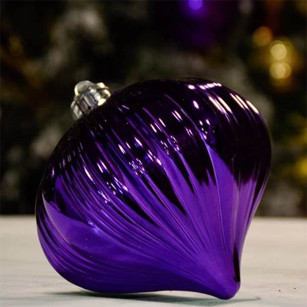 purple-pumpkin-onion-christmas-tree-ornament