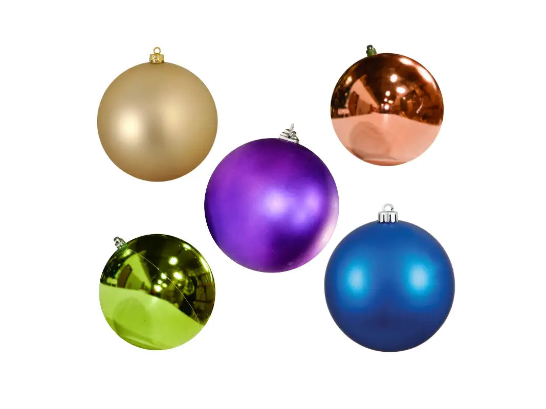 pastel-christmas-tree-ornaments
