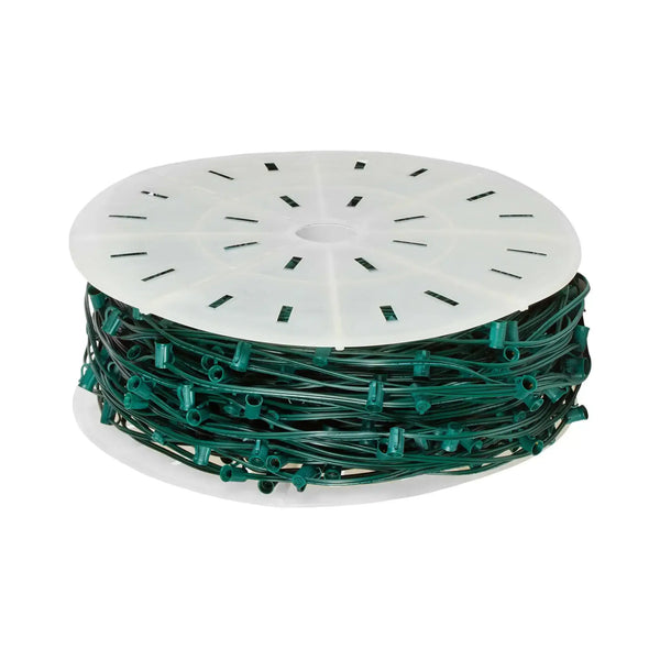 250 ft C7 socket spool with green wire and 6-inch spacing on a white background