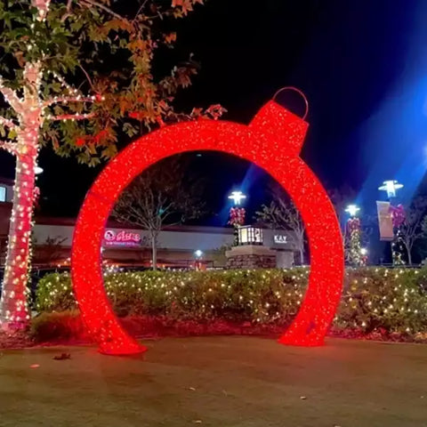 12ft-red-walkthrough-ornament-arch-03