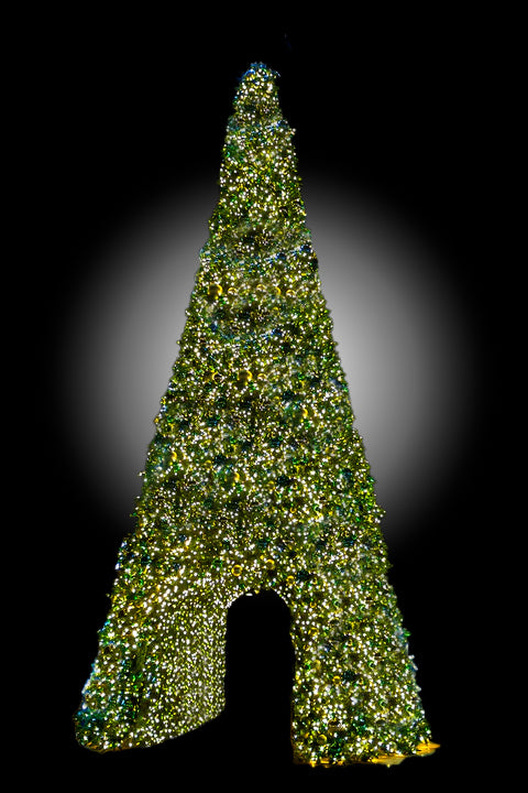 30ft-christmas-lighting-tree-walkthrough-frame-tree-undecorated-st-nicks-CA