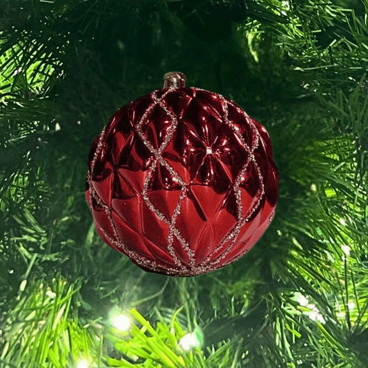 Burgundy-Ornament-Glitter-Quilt-with-Glitter-Gold-2