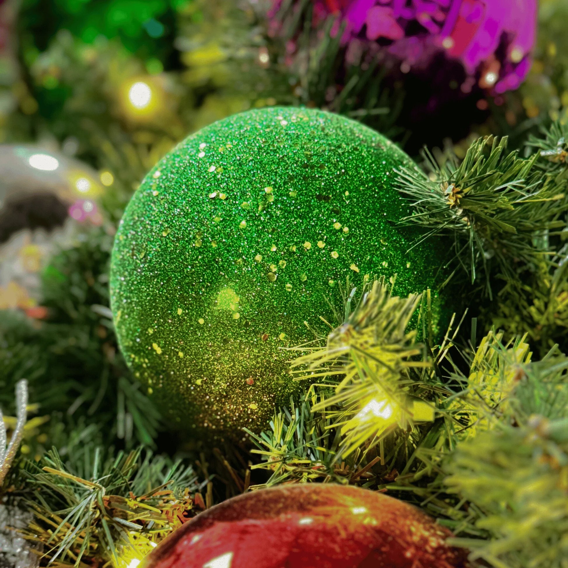 Green-Ornament-Dark-Glitter-With-Sequin-Ball-2