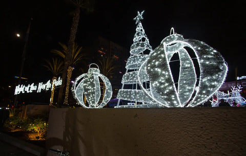 cvb-xmas-tree-lighting-outdoor-decor