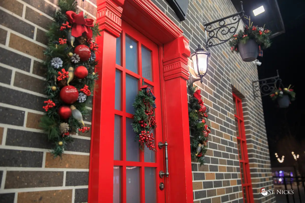 front-door-christmas-wreaths