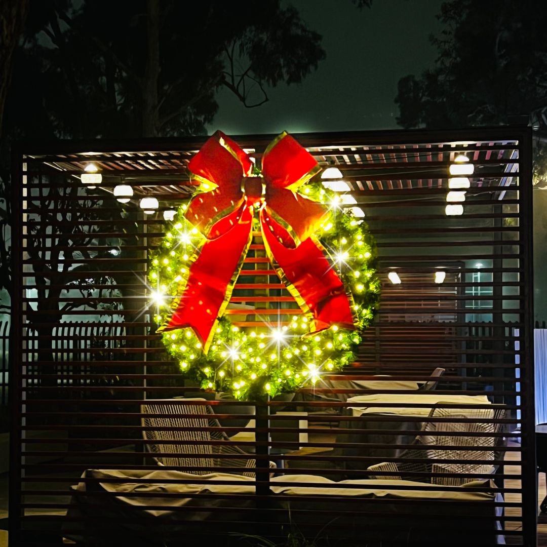 green-christmas-lighting-and-decor-wreath-w-warm-white-led-lights-st-nicks-CA