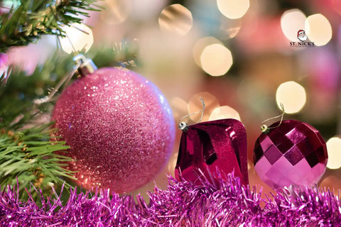 christmas-ornament-ball-pink-glittery-shiny-drop-diamond