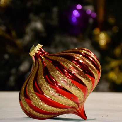 red-shiny-onion-with-gold-glitter-christmas-tree-decor-ornament
