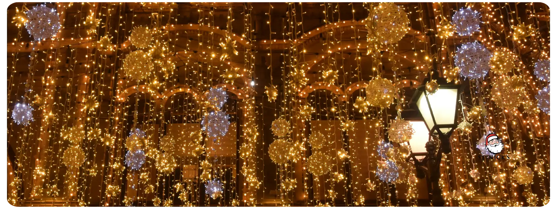 santa-fe-christmas-lighting-decor-2025